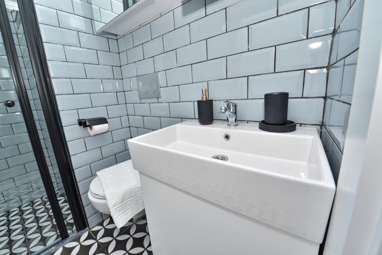 C Suites Antalia Airport Экстерьер фото