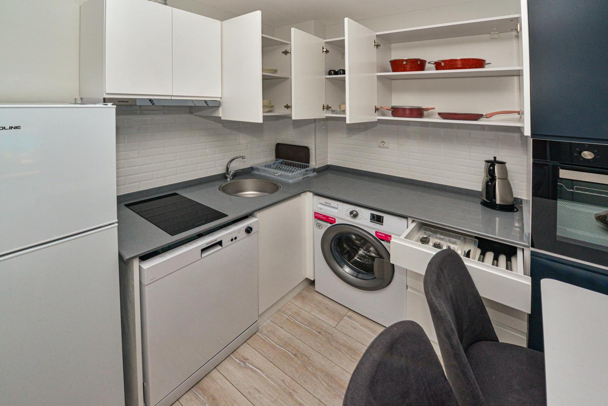 C Suites Antalia Airport Экстерьер фото
