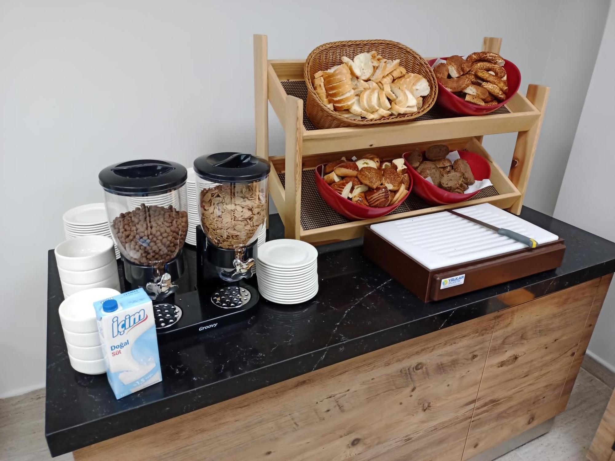 C Suites Antalia Airport Экстерьер фото