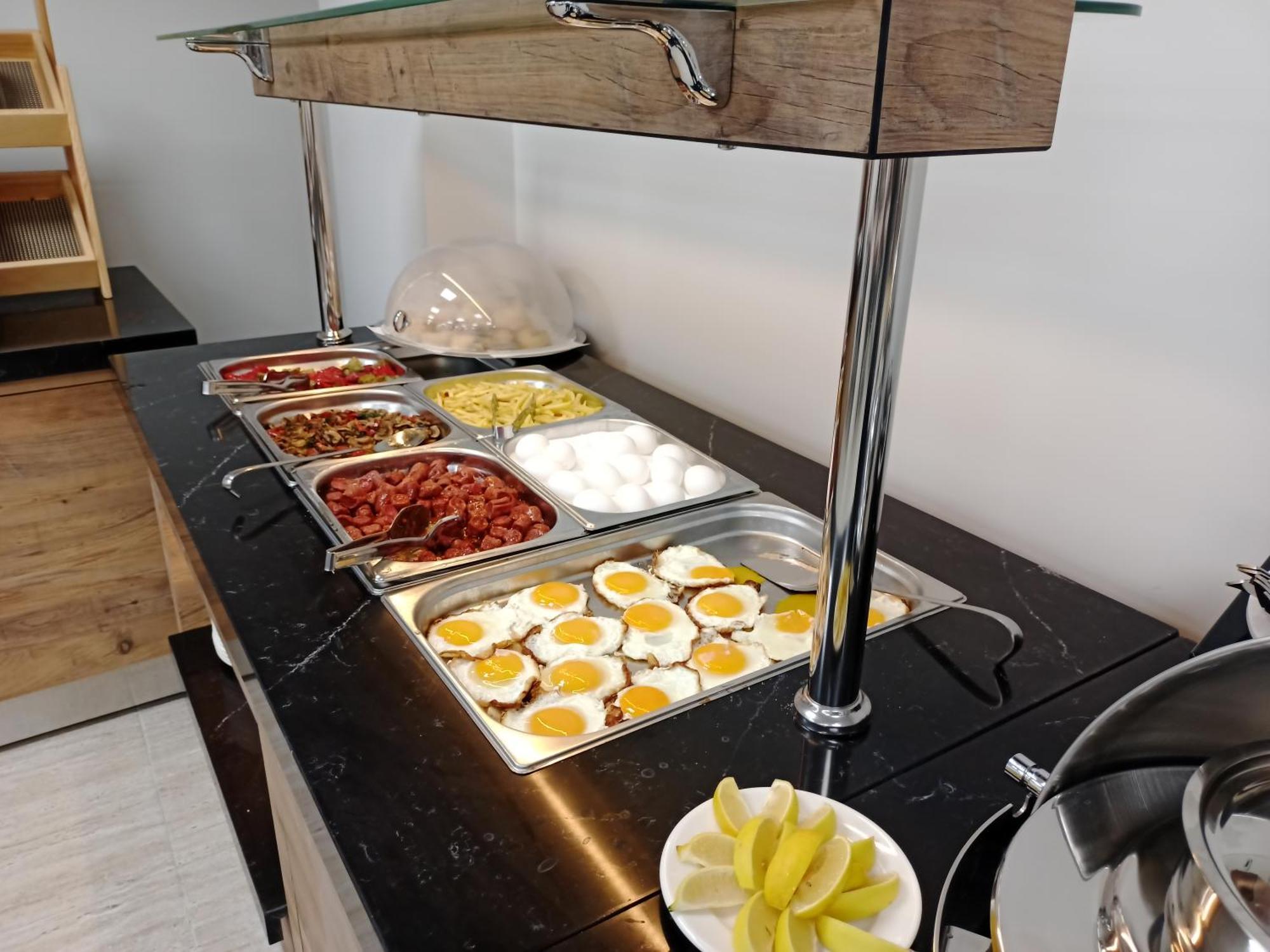 C Suites Antalia Airport Экстерьер фото